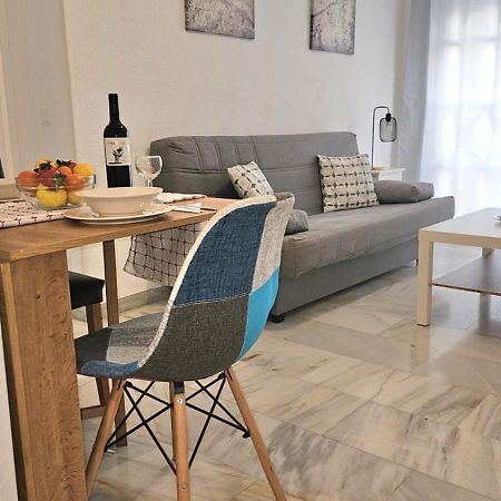 Ideal Holiday Apartment One Bedroom City Center Málaga Eksteriør bilde