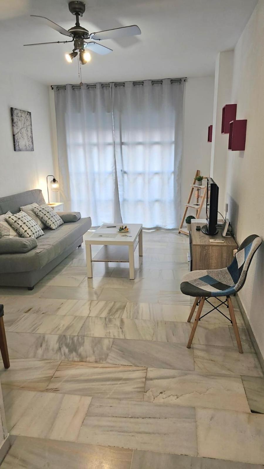 Ideal Holiday Apartment One Bedroom City Center Málaga Eksteriør bilde