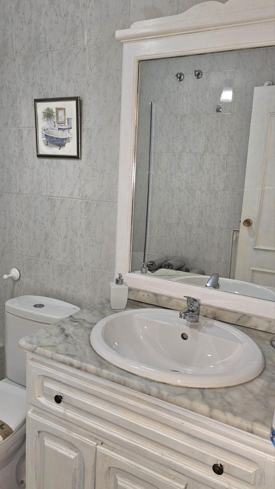Ideal Holiday Apartment One Bedroom City Center Málaga Eksteriør bilde