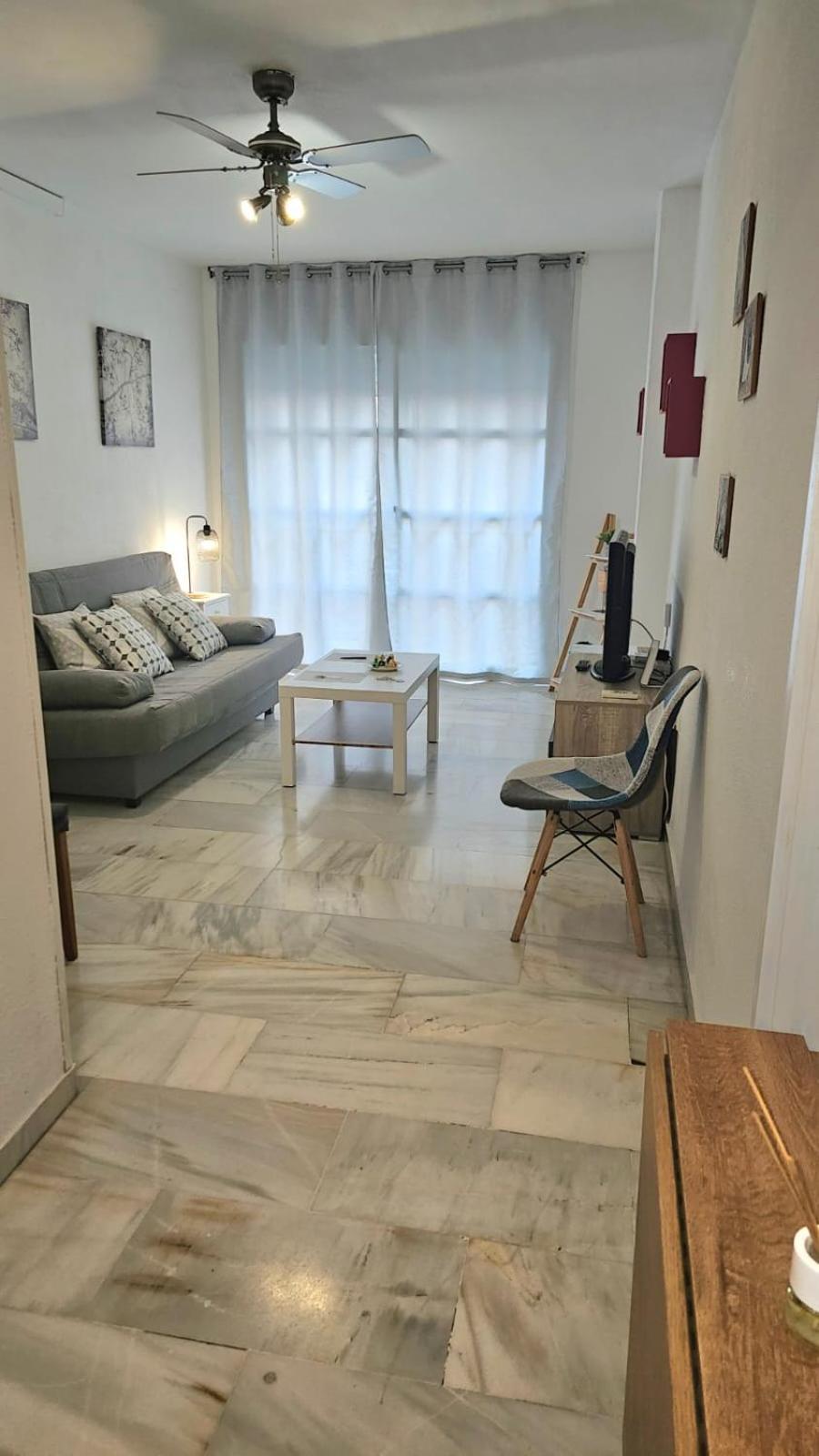Ideal Holiday Apartment One Bedroom City Center Málaga Eksteriør bilde