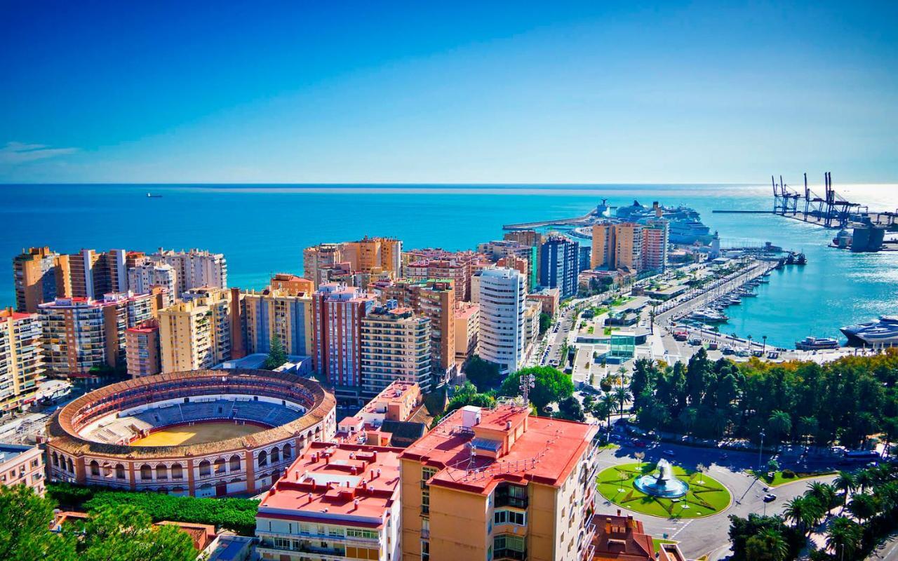 Ideal Holiday Apartment One Bedroom City Center Málaga Eksteriør bilde